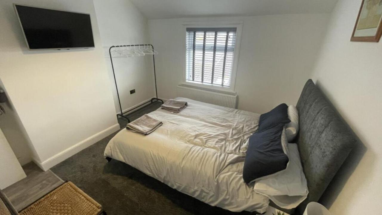 سكرابورو House Located Centrally For Up To 8 Guests المظهر الخارجي الصورة